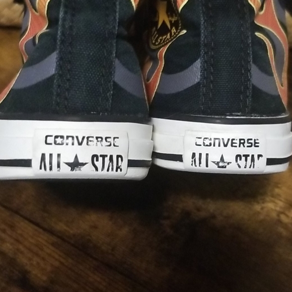 Converse high top unisex shoes - Picture 6 of 8